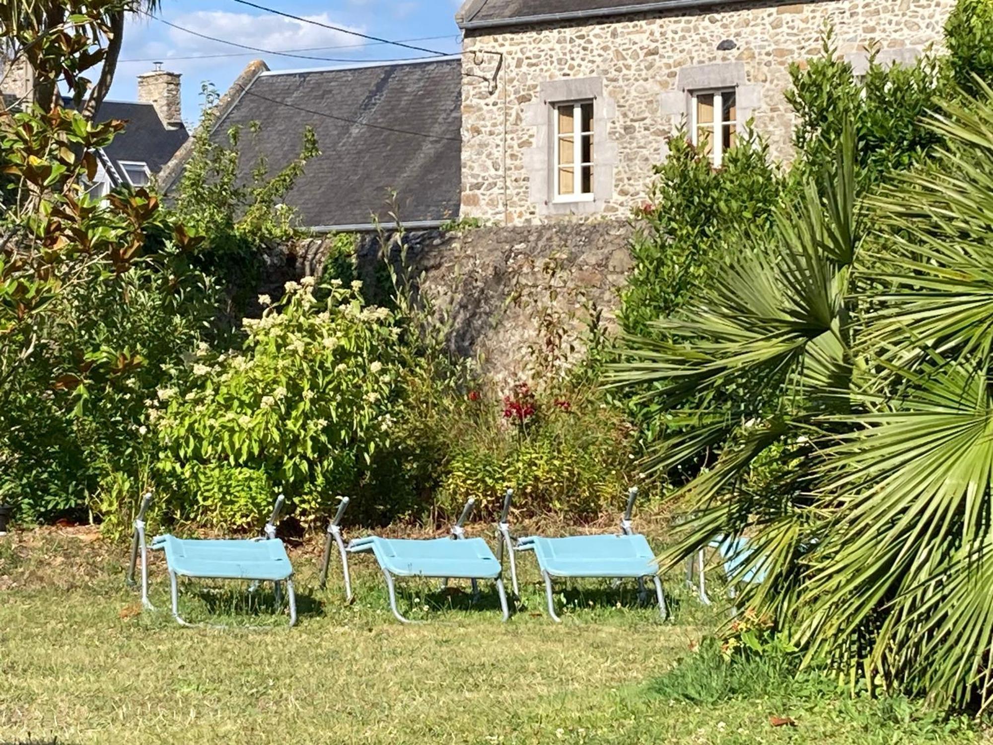 Holiday home Maison Proche
